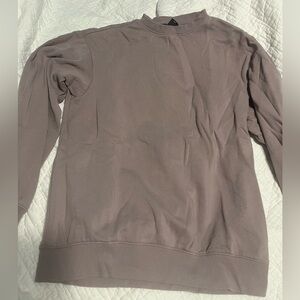 NWOT- H&M crewneck sweatshirt